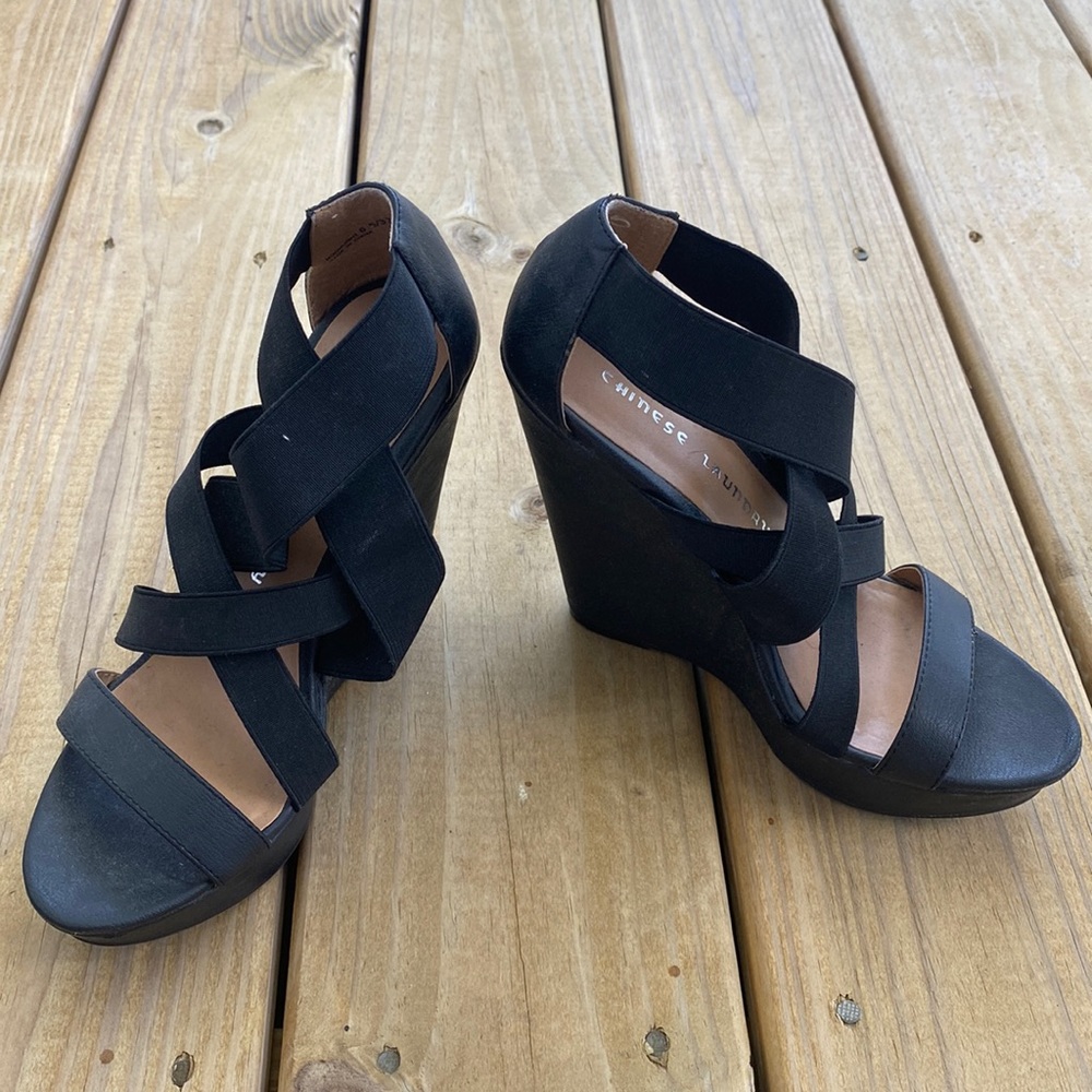 Size 6.5 black wedges
